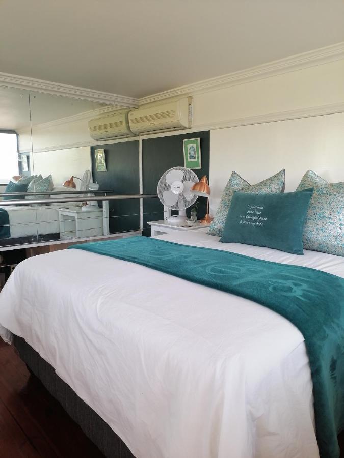 The Lookout Loft, Stroll To Town, Loadshedding Friendly. *